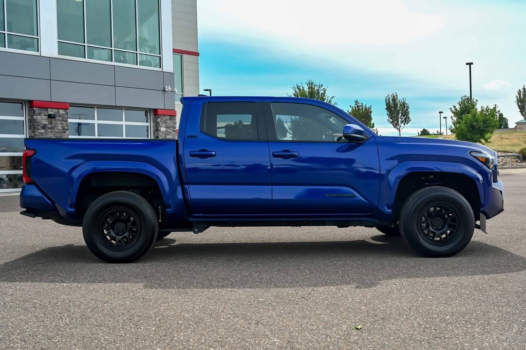 2024 Toyota Tacoma SR5 photo 3