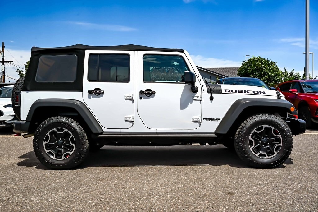 2017 Jeep Wrangler Unlimited Rubicon photo 3