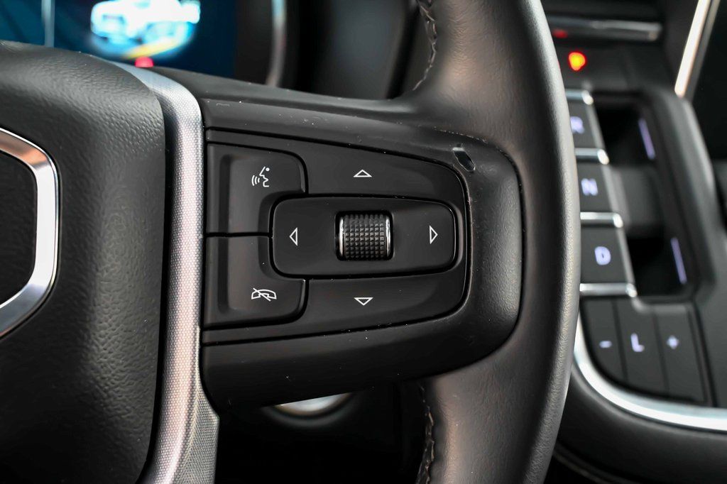 2023 GMC Yukon SLT - Photo 27