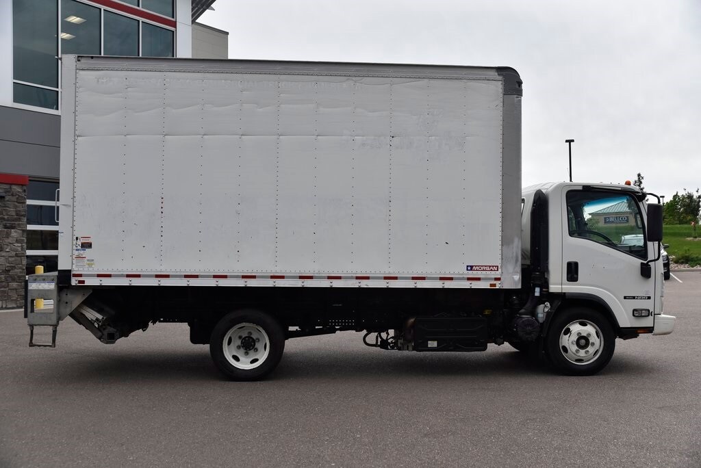 2020 Isuzu NPR photo 3