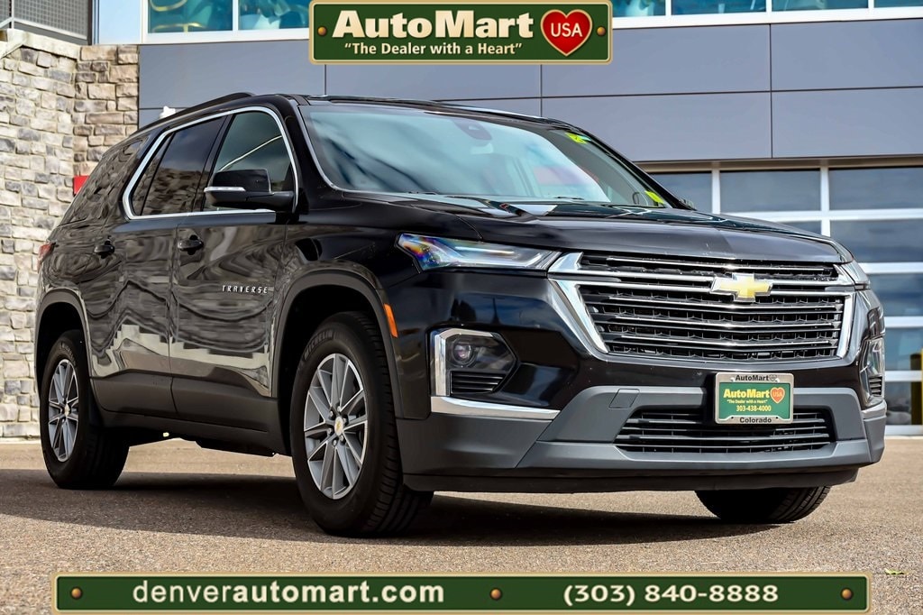 Used 2022 Chevrolet Traverse LT Leather SUV