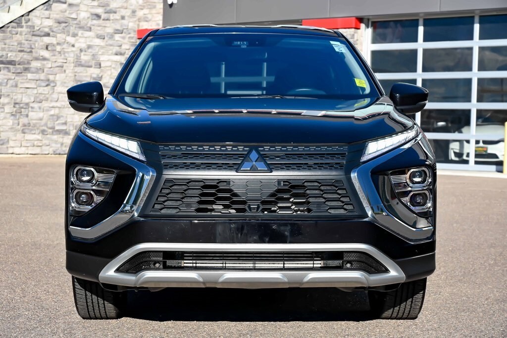 2025 Mitsubishi Eclipse Cross SE photo 2