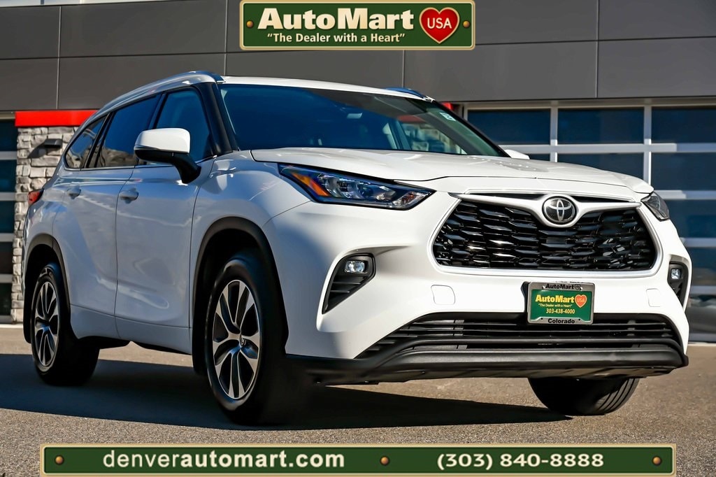 2020 Toyota Highlander XLE's photo