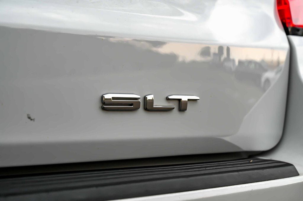 2023 GMC Yukon SLT - Photo 6