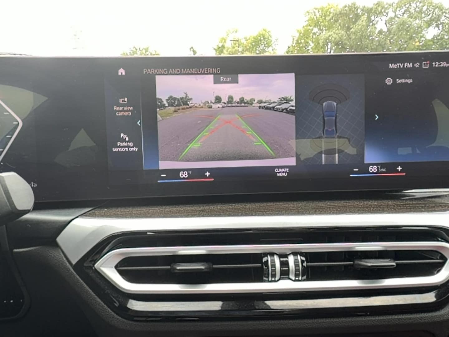 2023 BMW 3 Series 330i - Photo 12