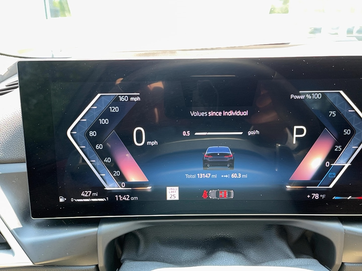 2025 BMW 3 Series 330i - Photo 14