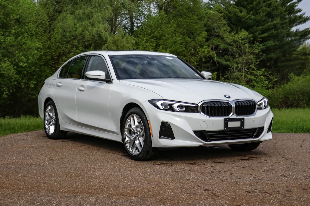 New 2026 BMW 330i xDrive Sedan
