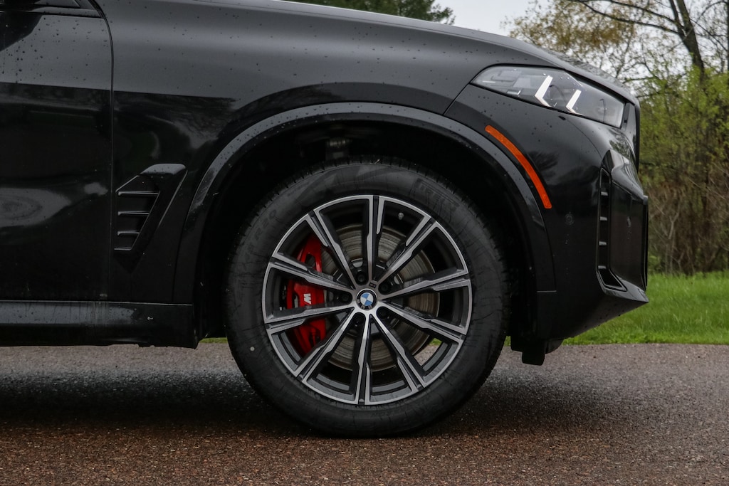 New 2026 BMW X5 M60i SUV