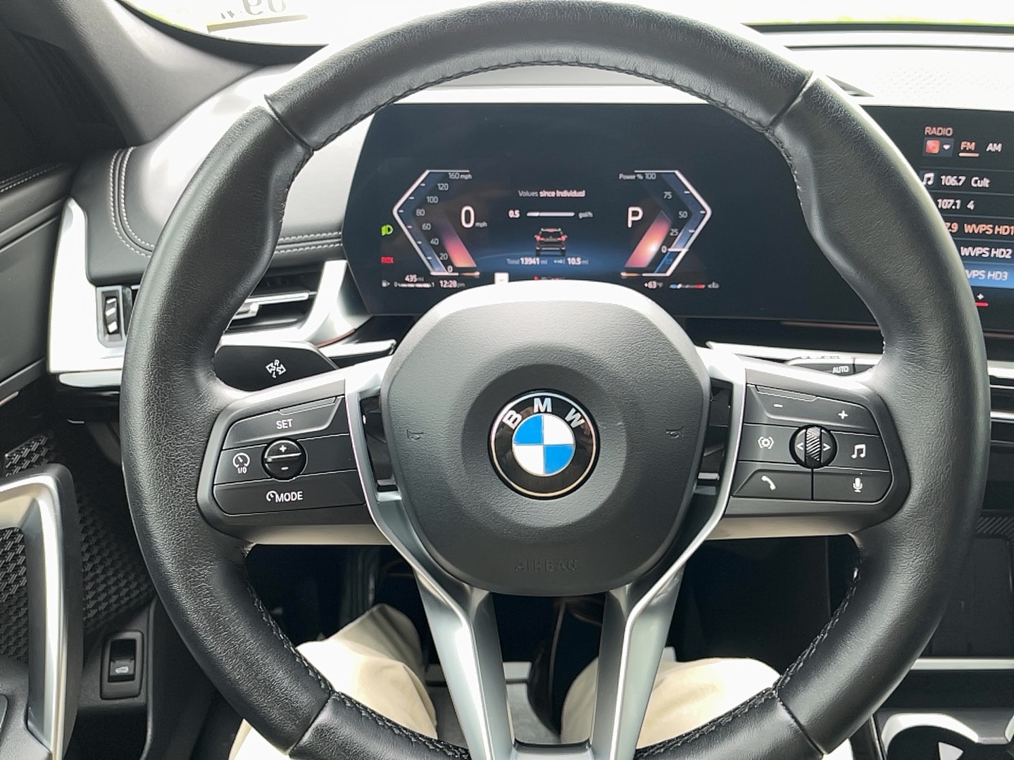 2025 BMW X1 28i - Photo 10