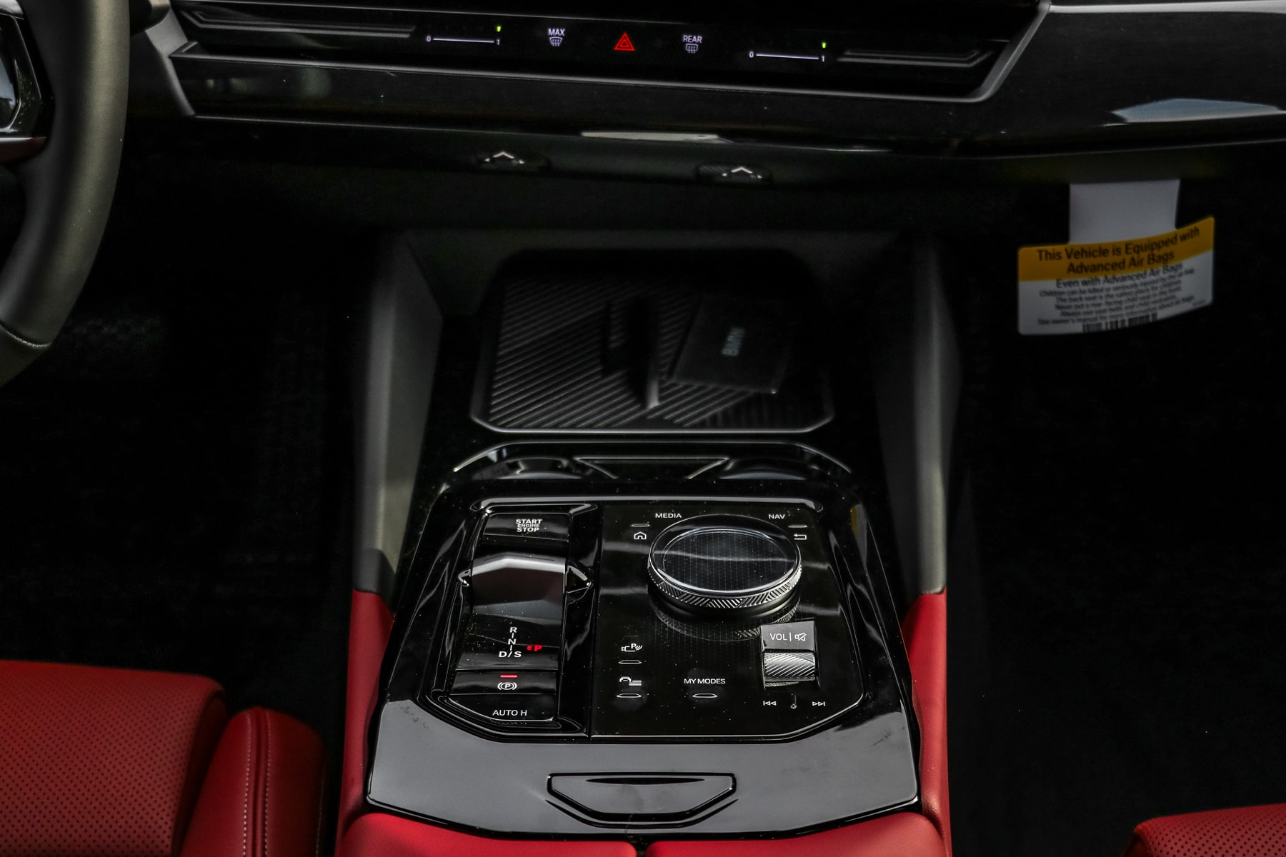 2026 BMW 5 Series 530i - Photo 9