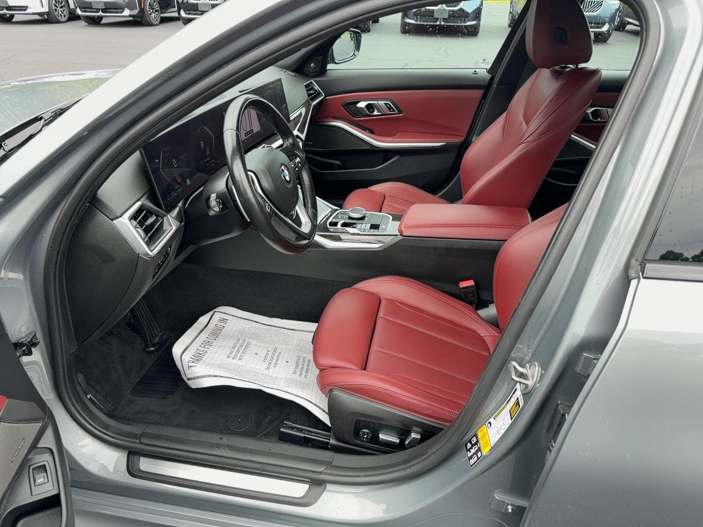 2023 BMW 3 Series 330i - Photo 9
