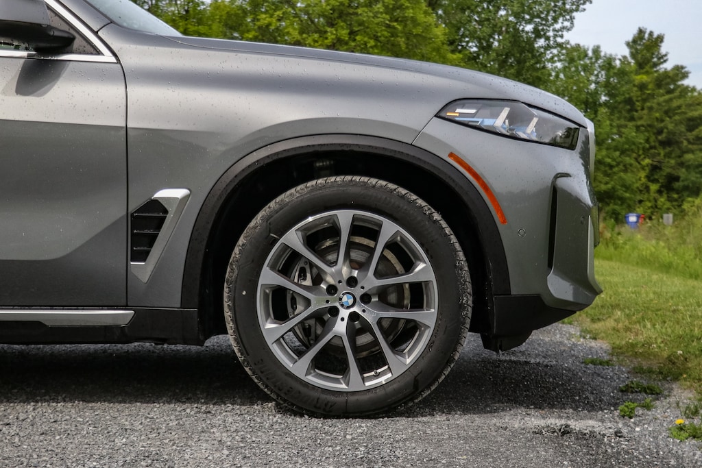 New 2026 BMW X5 xDrive40i SUV