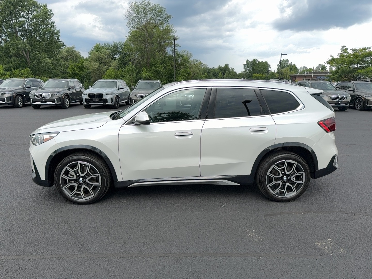 2025 BMW X1 28i - Photo 8