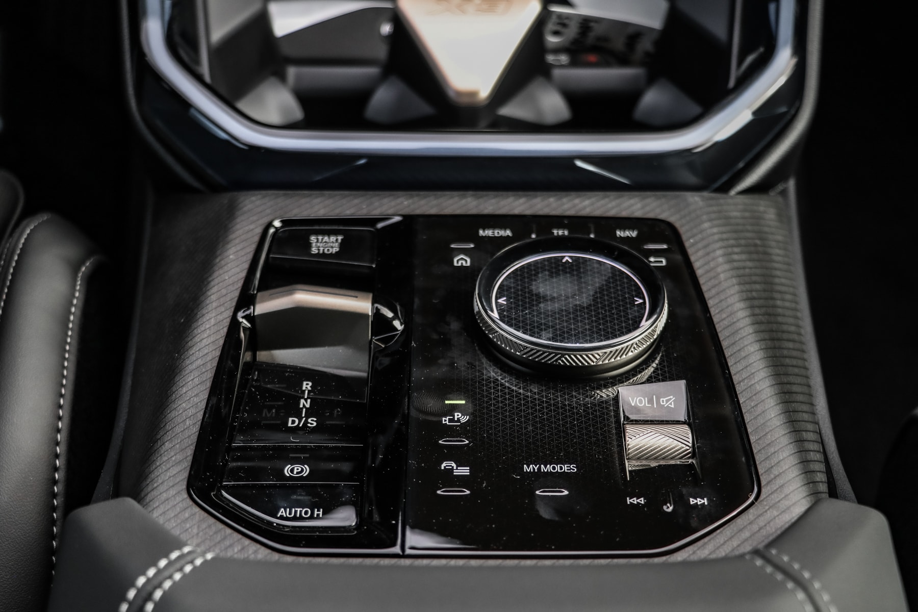 2025 BMW X3 30 - Photo 10