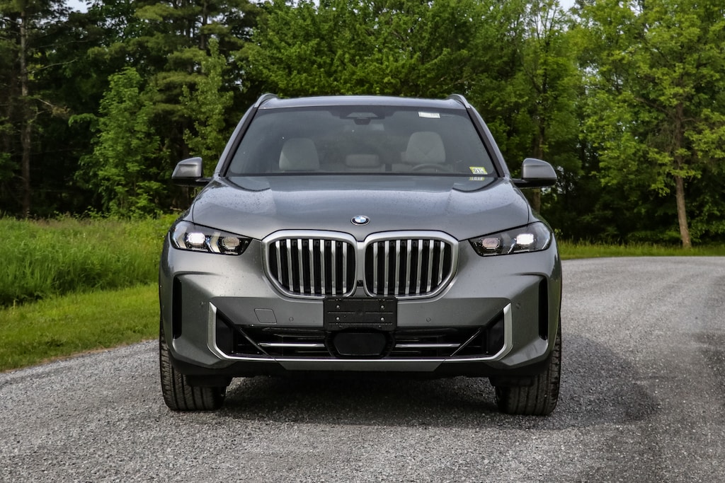 New 2026 BMW X5 xDrive40i SUV