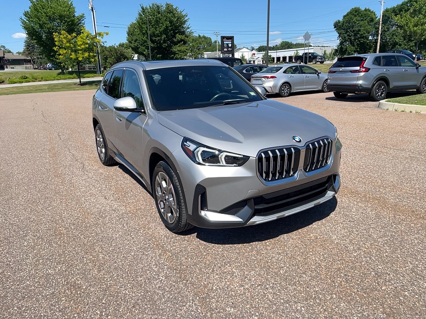 2023 Bmw X1 XDrive28i photo 3