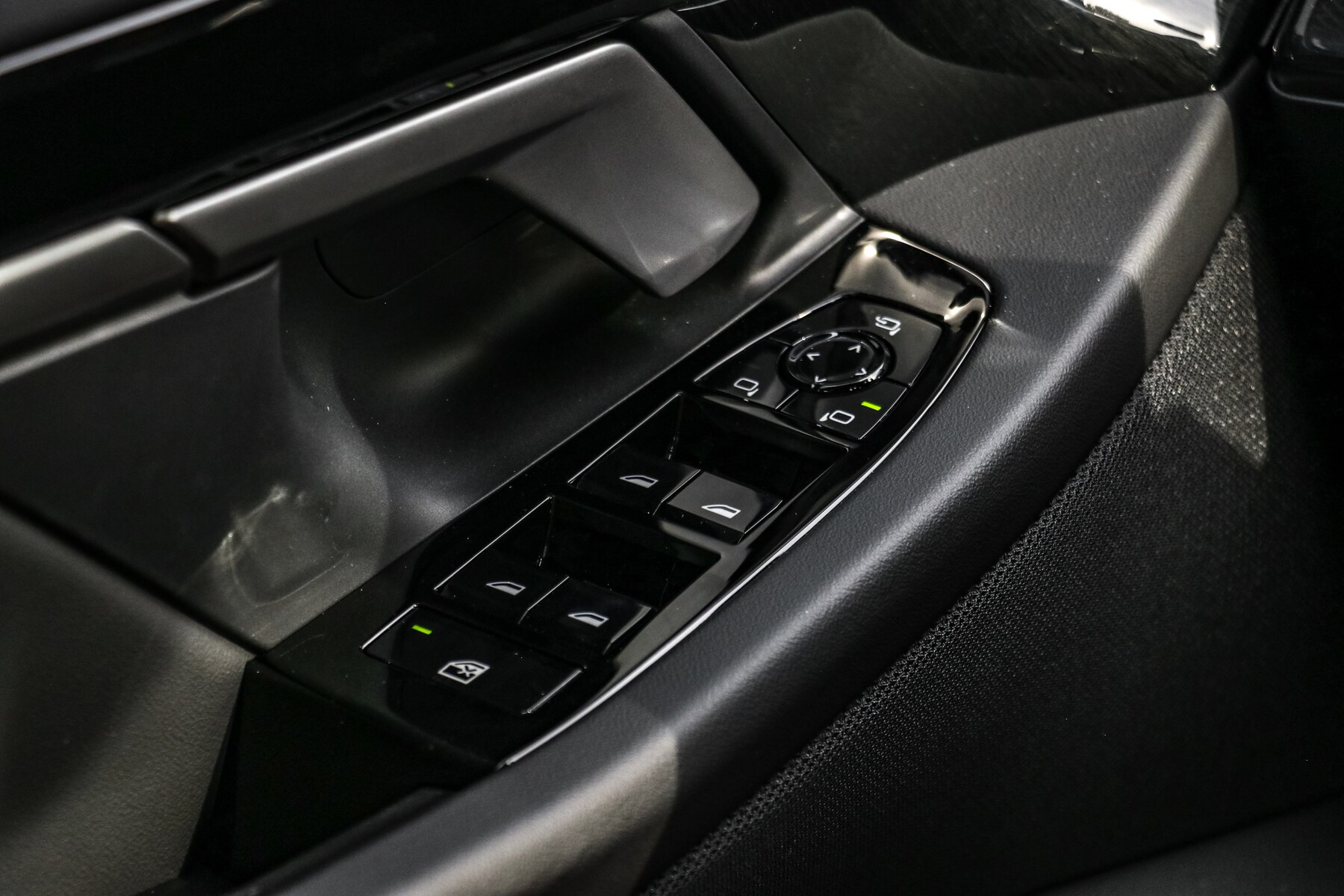 2026 BMW 5 Series 530i - Photo 12