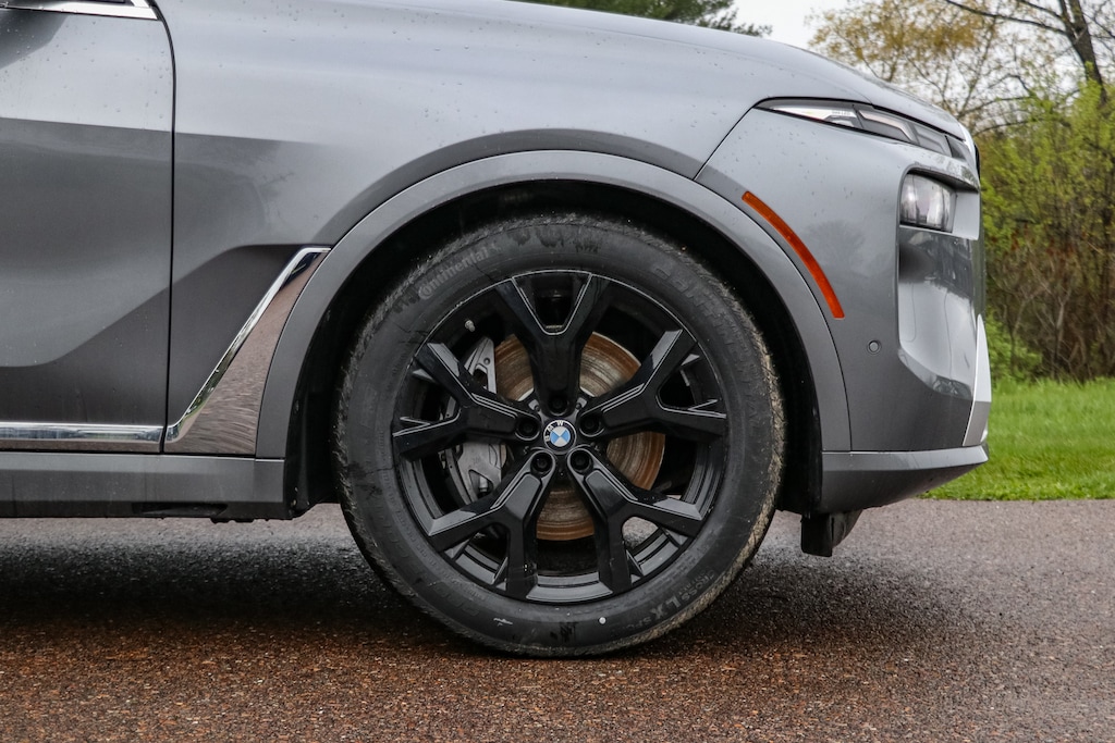 New 2026 BMW X7 xDrive40i SUV