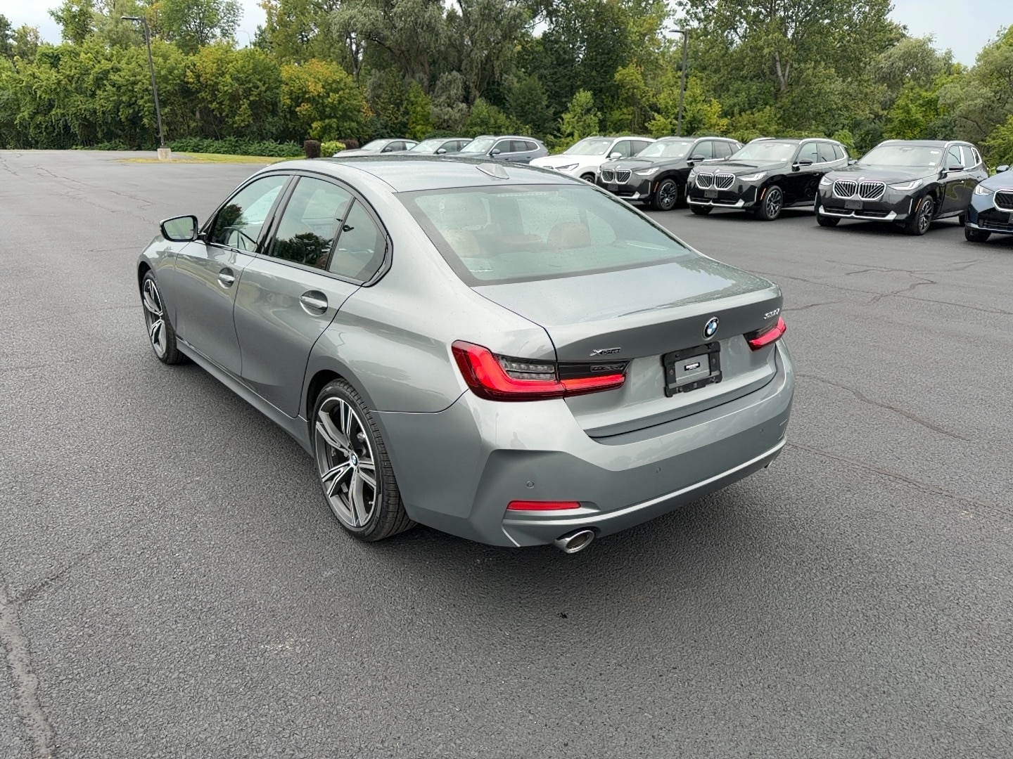 2023 BMW 3 Series 330i - Photo 7
