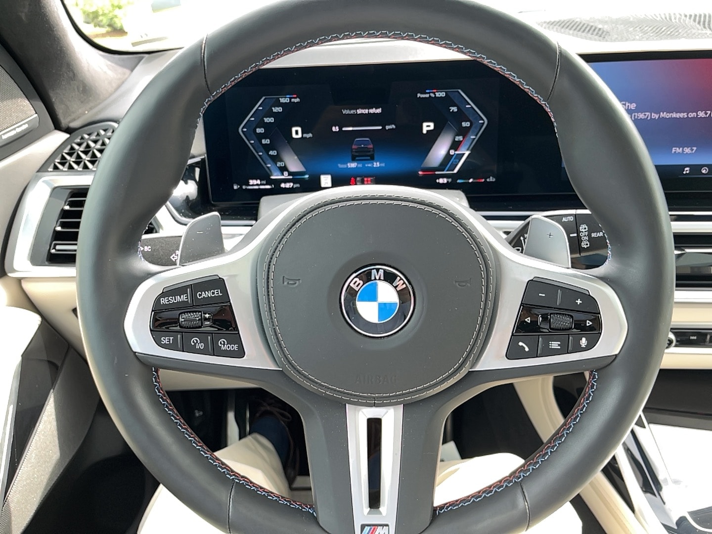 2025 BMW X7 M60i - Photo 11