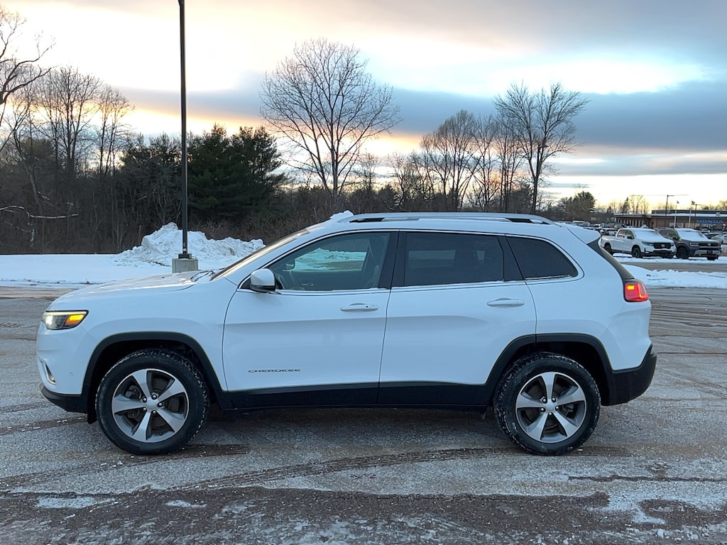 Used 2021 Jeep Cherokee Limited SUV