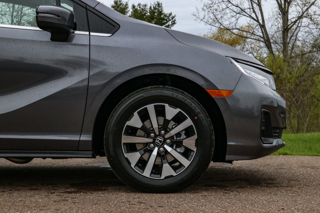 New 2026 Honda Odyssey EX-L Van Passenger
