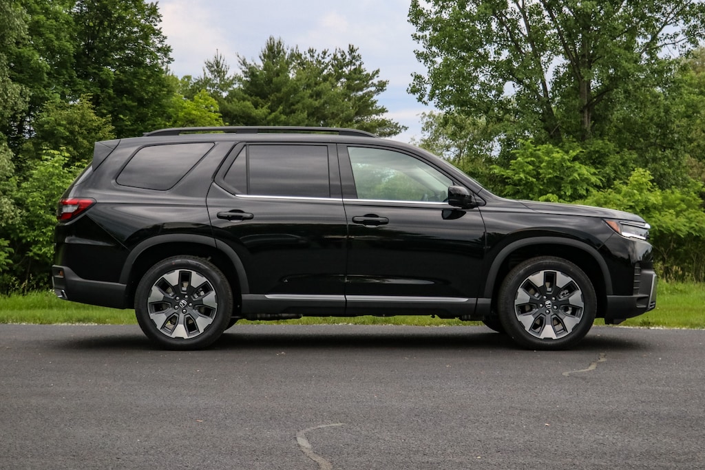 New 2026 Honda Pilot Touring SUV