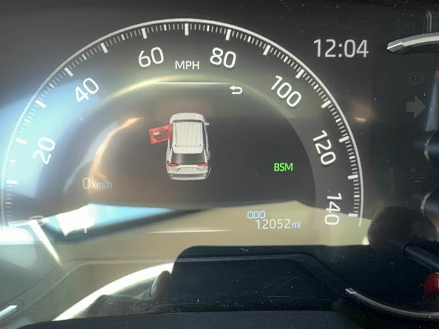 2023 Toyota RAV4 XLE - Photo 13
