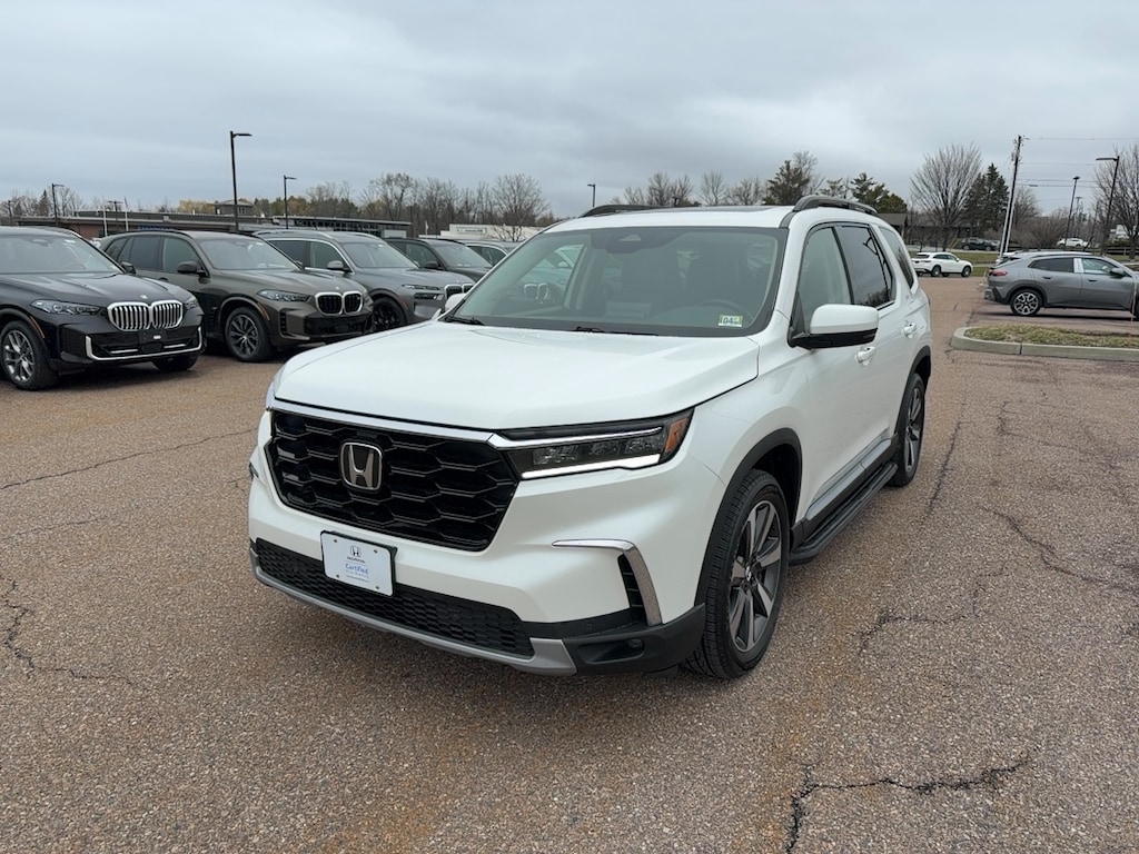 Certified 2023 Honda Pilot Touring SUV