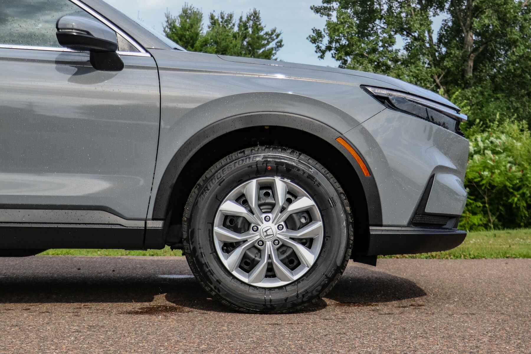 2026 Honda CR-V LX photo 2