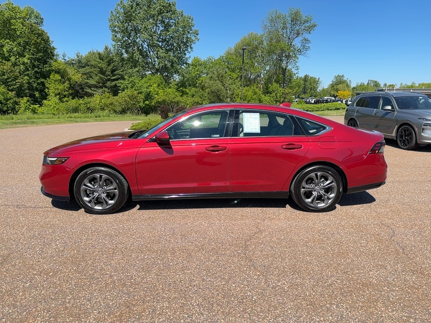 2024 Honda Accord Hybrid EX-L - Photo 8