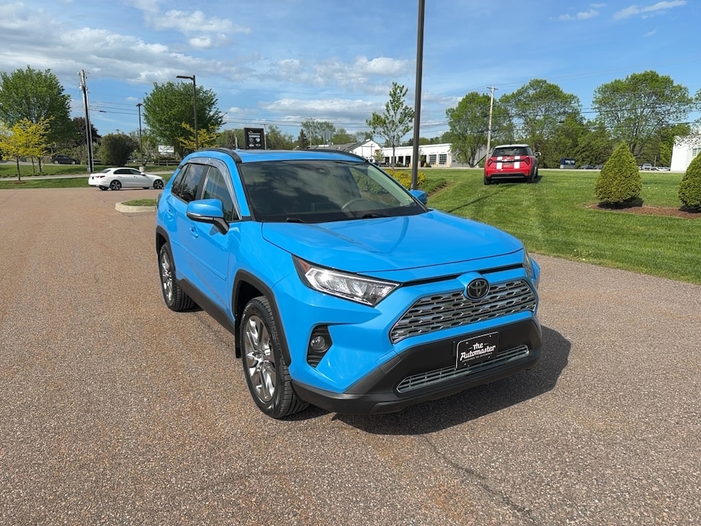Used 2019 Toyota RAV4 XLE Premium SUV