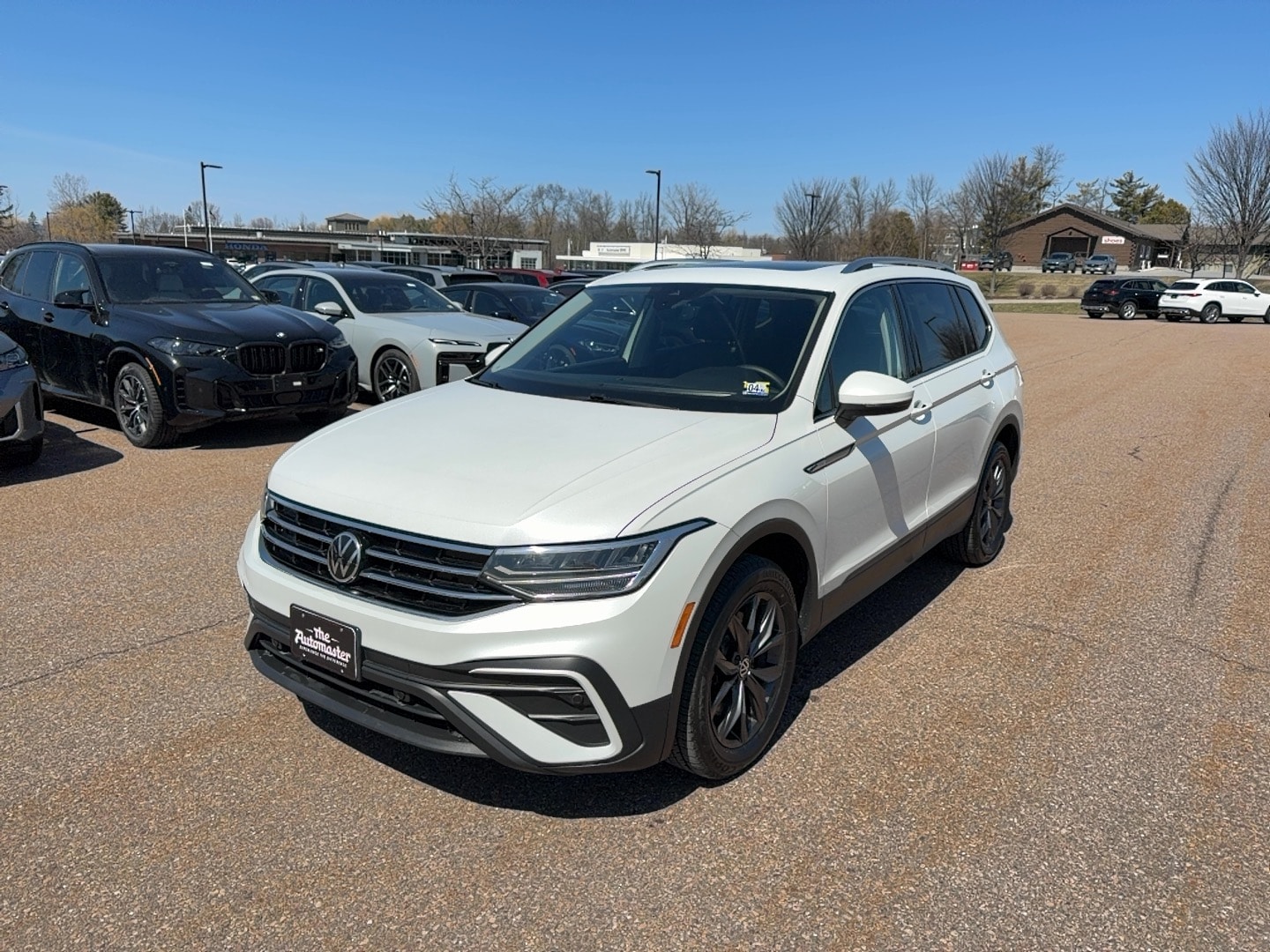 2023 Volkswagen Tiguan SE