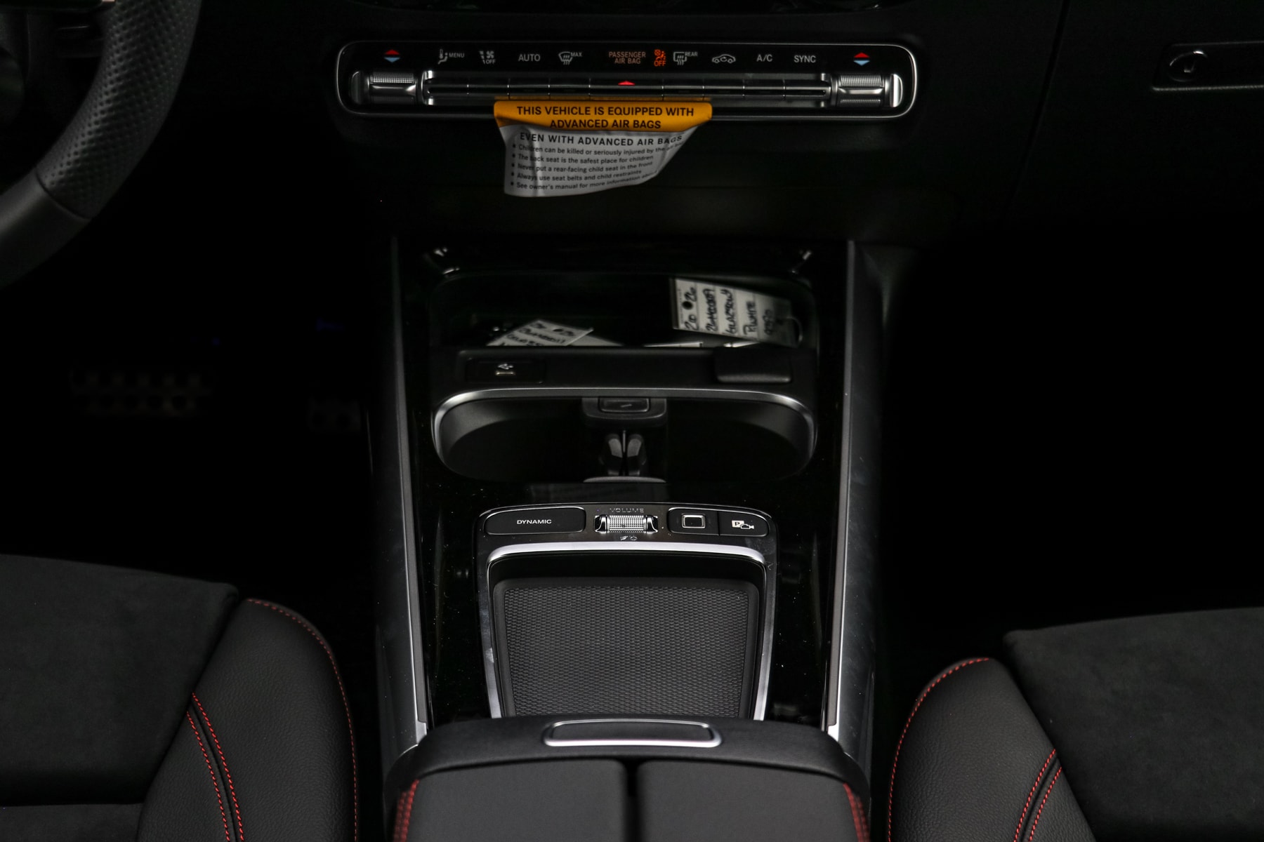 2026 Mercedes-Benz GLA AMG GLA 35 - Photo 11