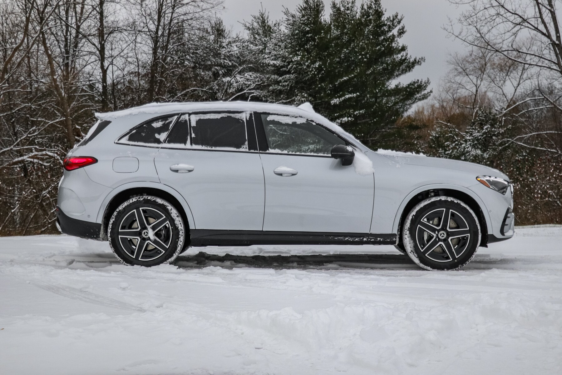 2026 Mercedes Benz GLC 300 4MATIC photo 2