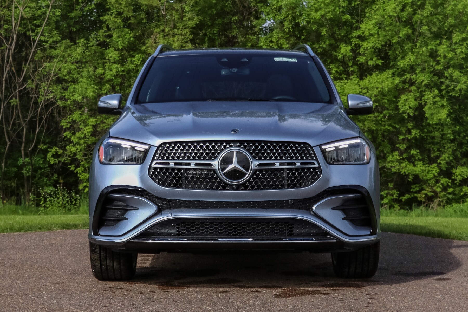 2025 Mercedes Benz GLE 450 4MATIC photo 3