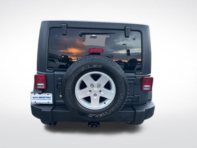 2017 Jeep Wrangler Unlimited Sport photo 4