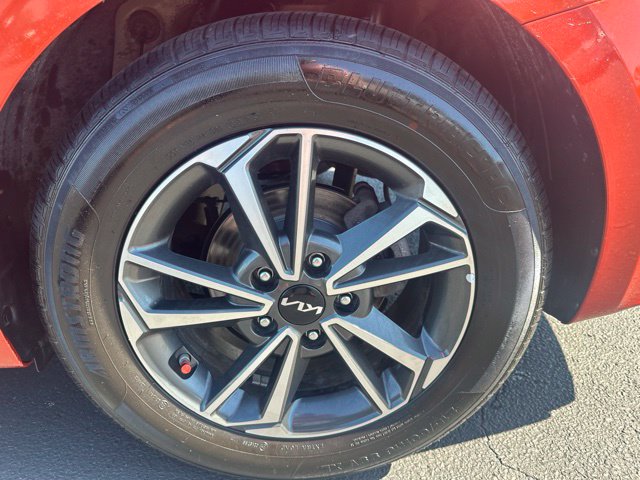 2023 Kia Forte LXS - Photo 34