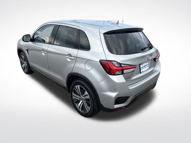 2024 Mitsubishi Outlander Sport SE photo 2