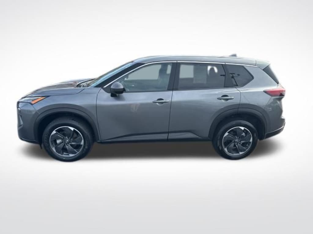 Used 2024 Nissan Rogue SV SUV