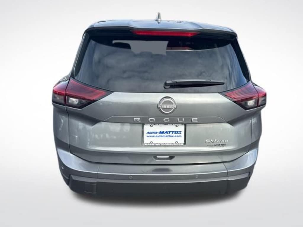 Used 2024 Nissan Rogue SV SUV