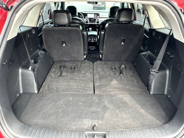 2022 Kia Sorento SX - Photo 23