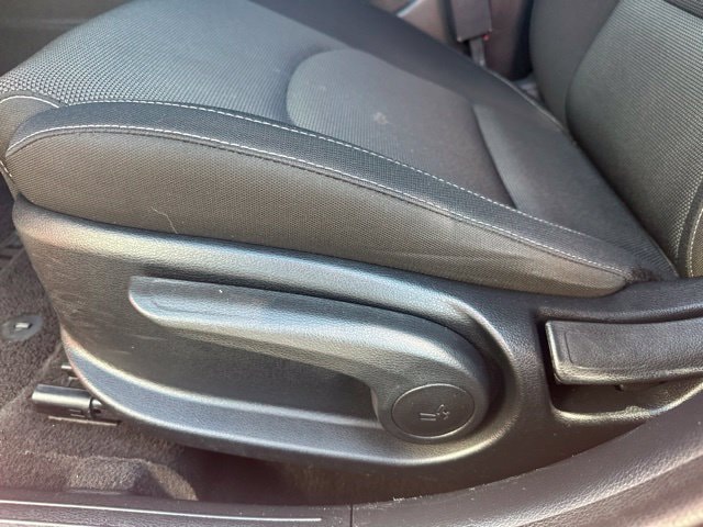 2023 Kia Forte LXS - Photo 13