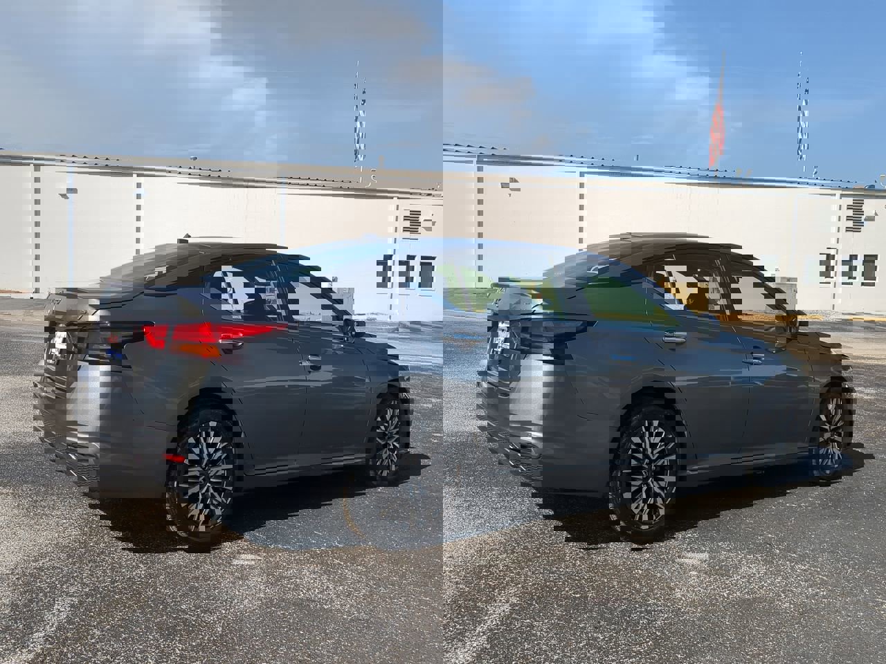 2023 Nissan Altima 2.5 SV photo 4