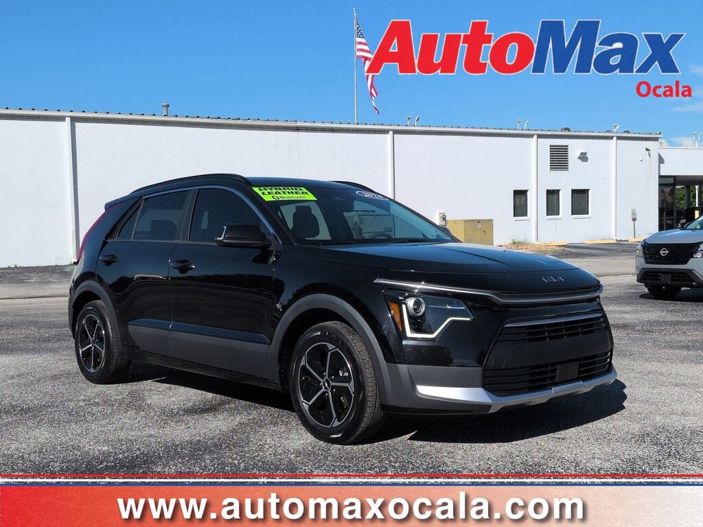 Used 2024 Kia Niro EX SUV