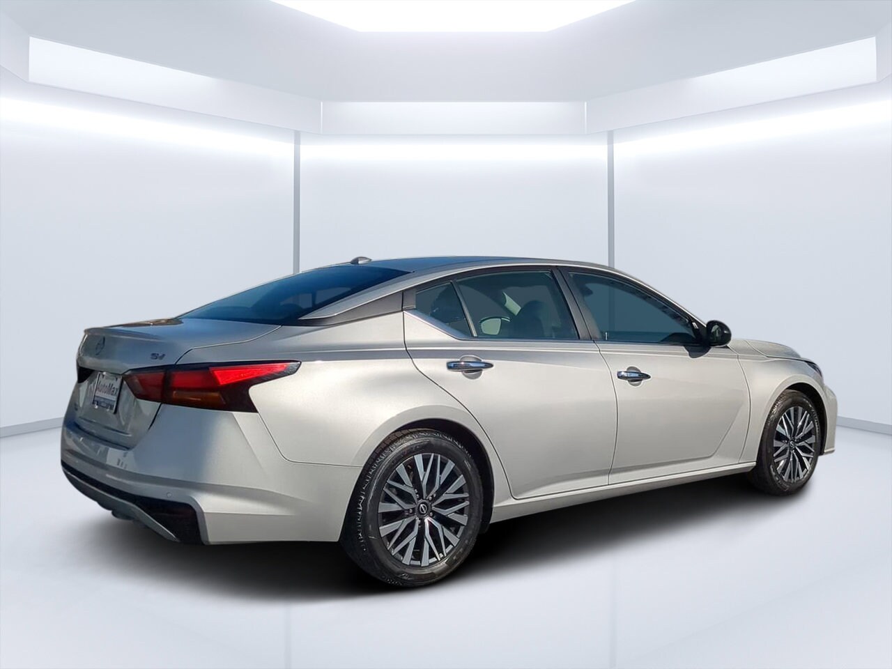 2024 Nissan Altima 2.5 SV photo 3
