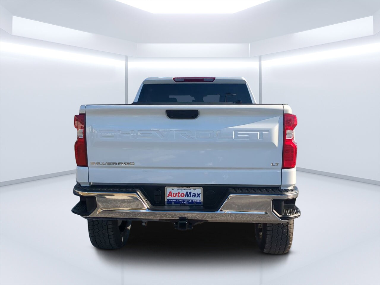 2025 Chevrolet Silverado 1500 LT photo 4