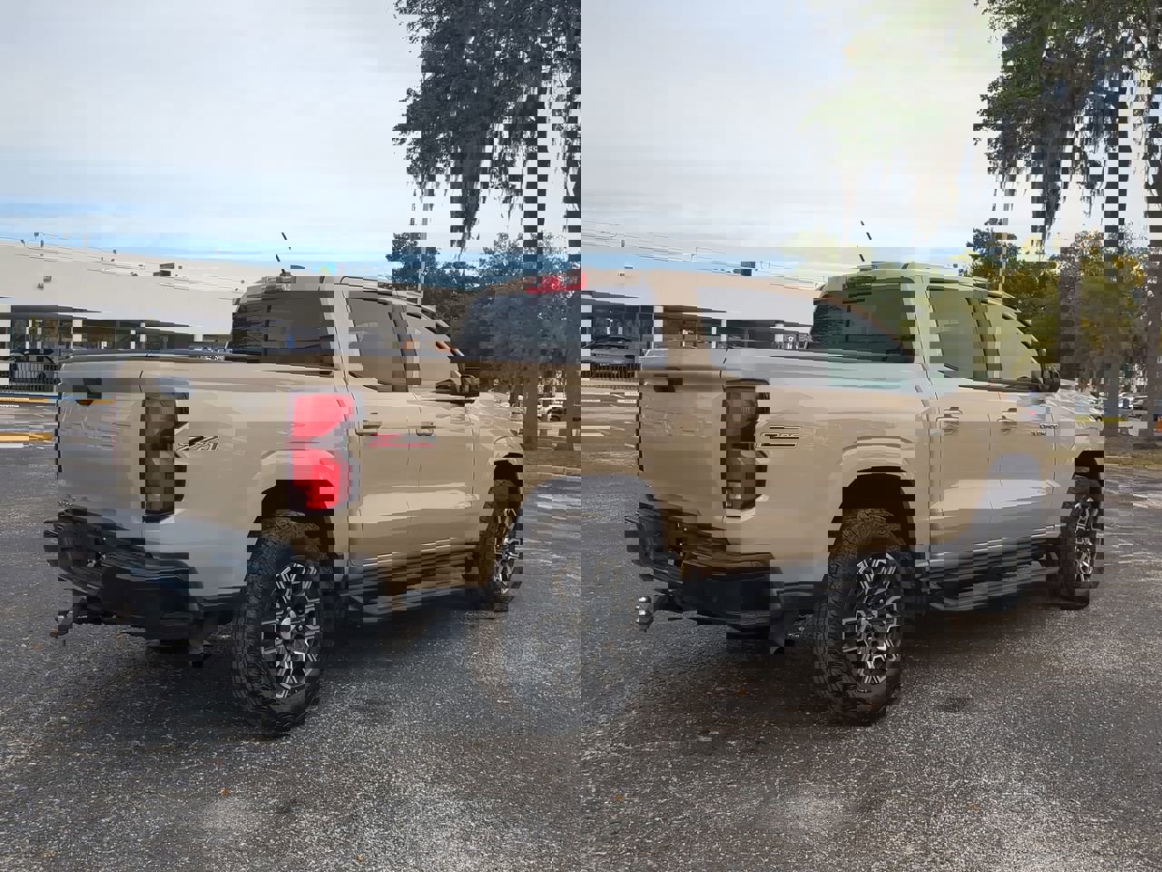 2024 Chevrolet Colorado Z71 photo 4