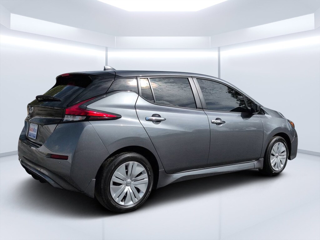 Used 2023 Nissan LEAF S Hatchback