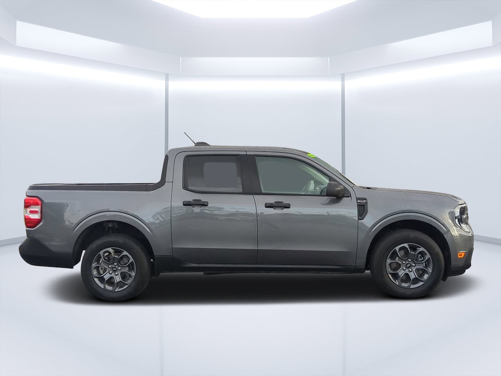 Used 2025 Ford Maverick XLT Truck SuperCrew